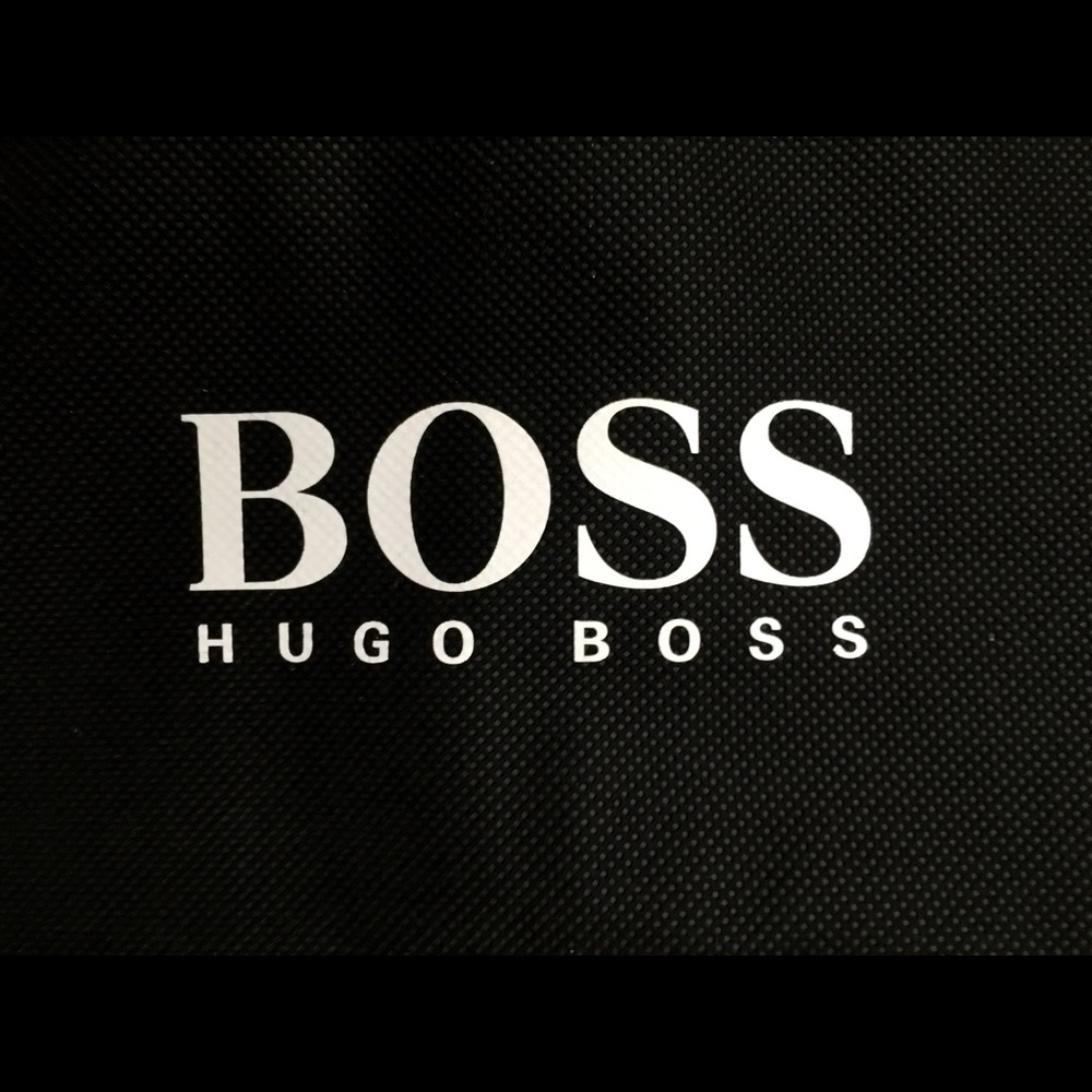 HUGO BOSS GARMENT BAG - FINAL PRICE. - Picture 5 of 6